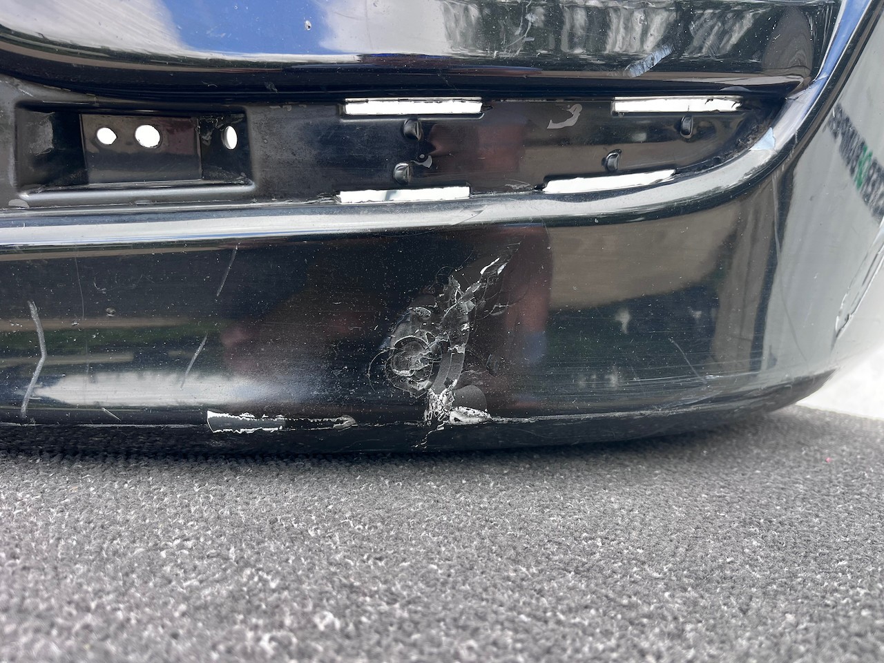Volvo Xc60 D5 D4 R-design Lift 2013-2018 Front Bumper 4 Pdc Jets Genuine [n432]