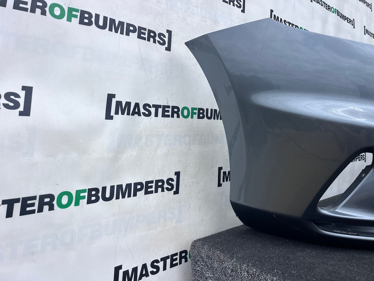 Volvo V40 R Design Hatchbac 2012-2018 Front Bumper No Pdc Jets Genuine [n437]