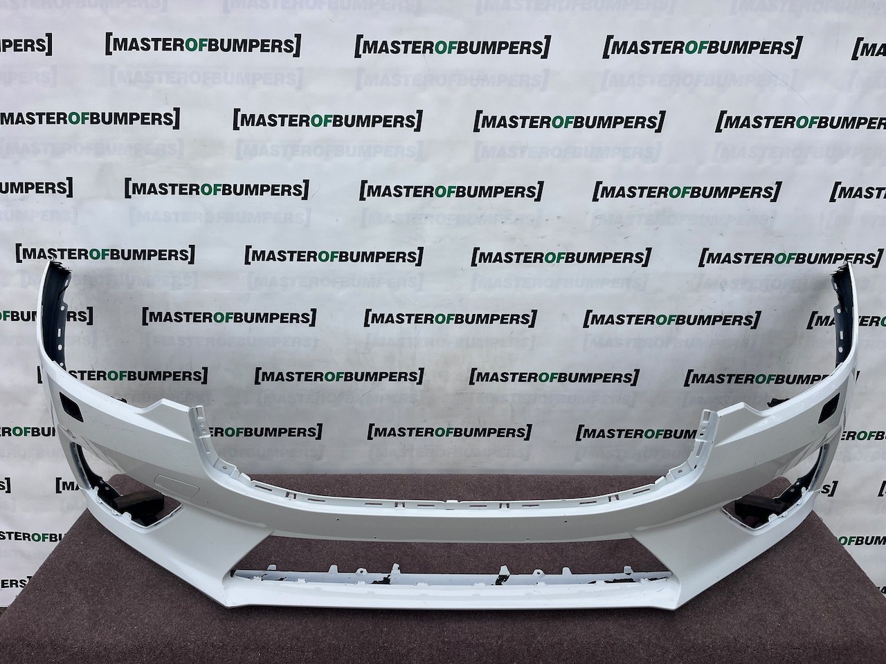 Volvo Xc60 R Design Suv 2017-2020 Front Bumper 4 Pdc + Jets Genuine [n442]