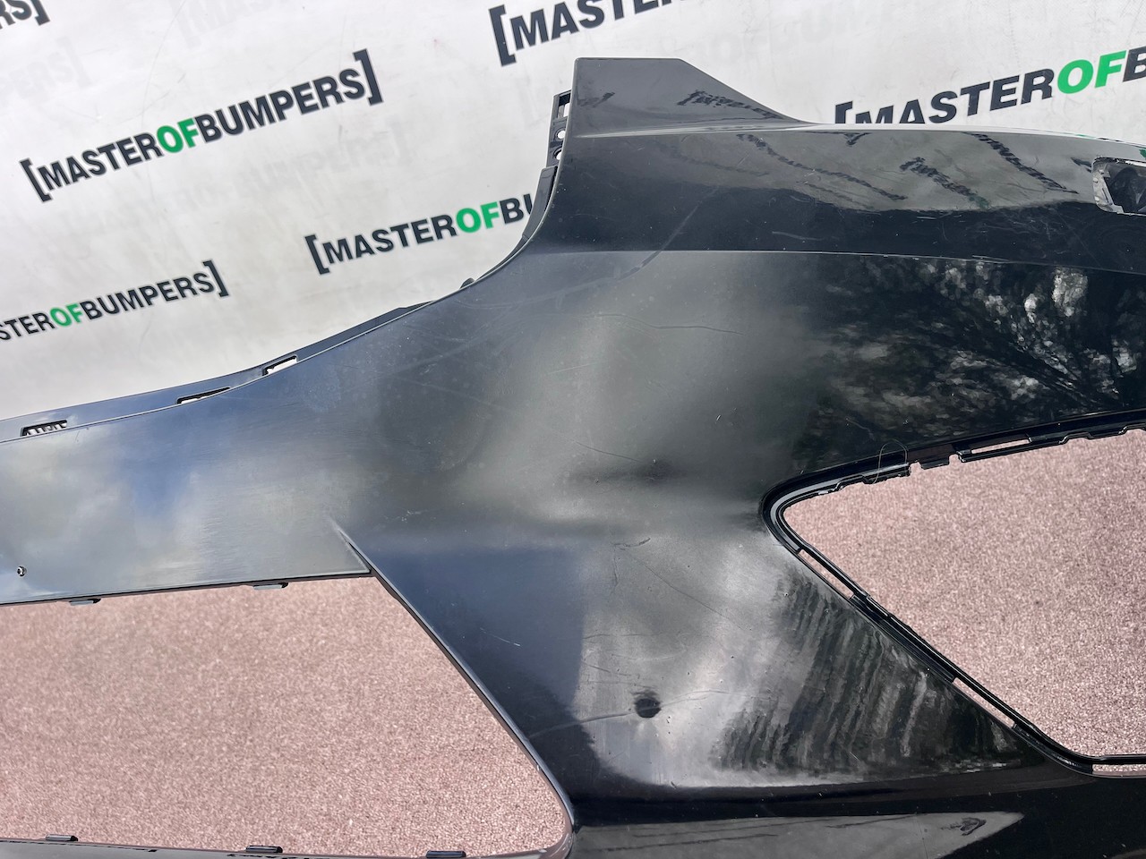 Volvo Xc60 R Design Suv 2017-2020 Front Bumper 6 Pdc + Jets Genuine [n452]