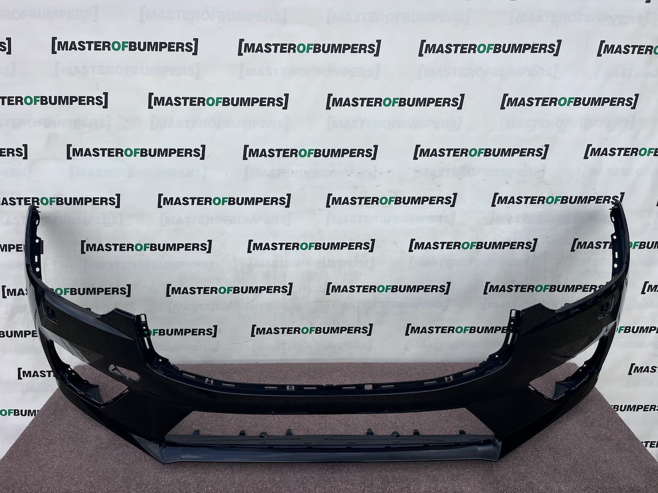 Volvo Xc60 R Design Suv 2017-2020 Front Bumper 6 Pdc + Jets Genuine [n452]