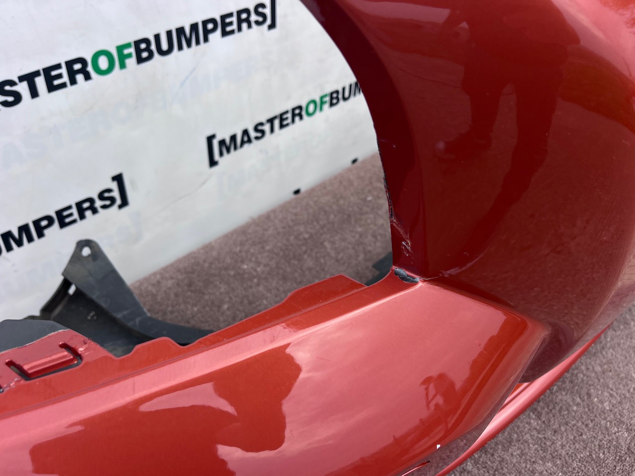 Volvo V50 Lux Wagon Estate Mk1 Lift 2008-2012 Front Bumper Genuine [n454]