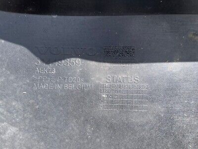 Volvo Xc40 Inscription R-design 2018-2022 Front Bumper 6 Pdc Jets Genuine [n222]