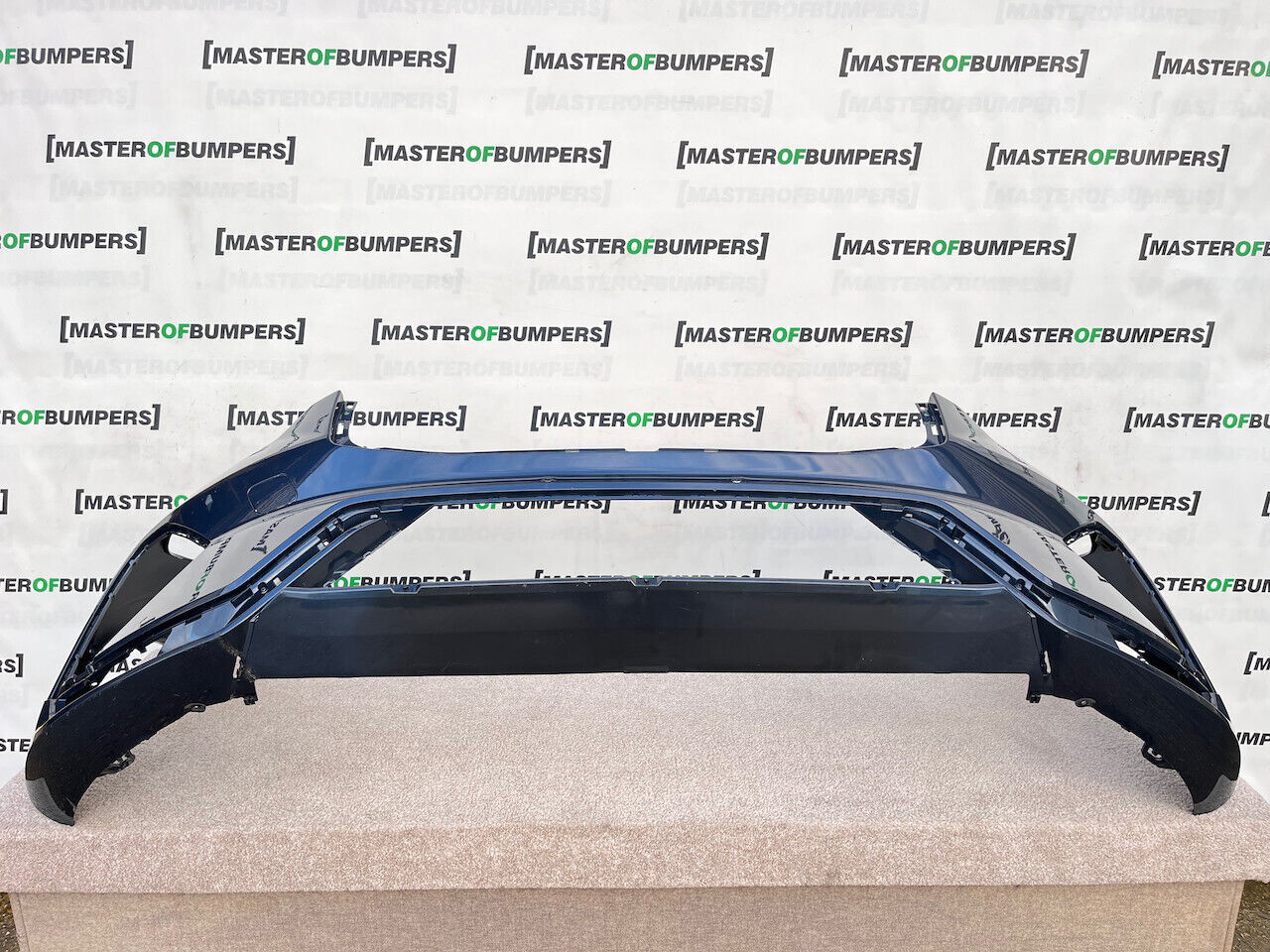 Volvo Xc60 R Design Hybrid B5 T8 Ultimate 2022-on Front Bumper Genuine [n315]