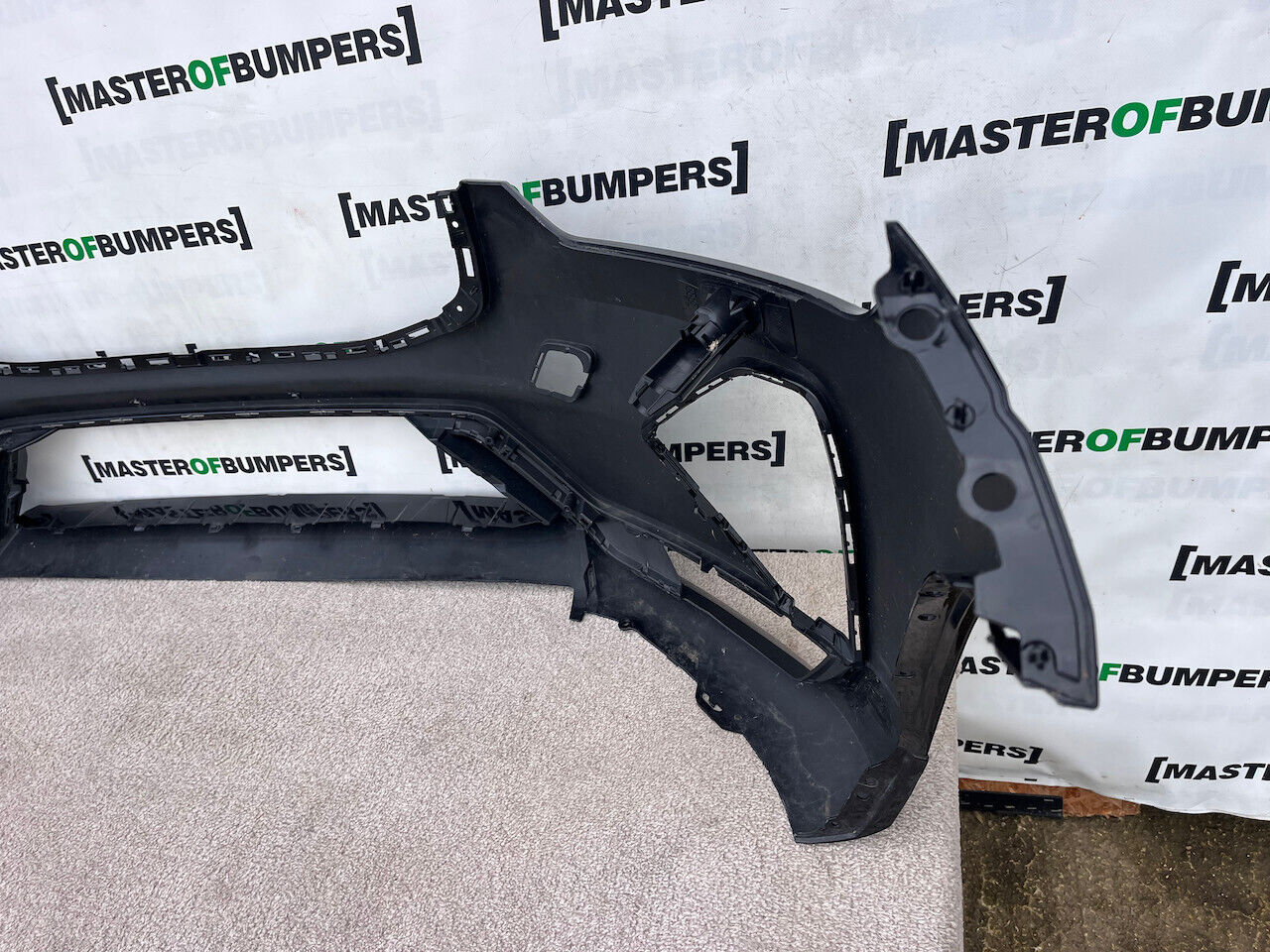 Volvo Xc60 R Design Suv Lift 2021-2024 Front Bumper 4 Pdc +jets Genuine [n346]