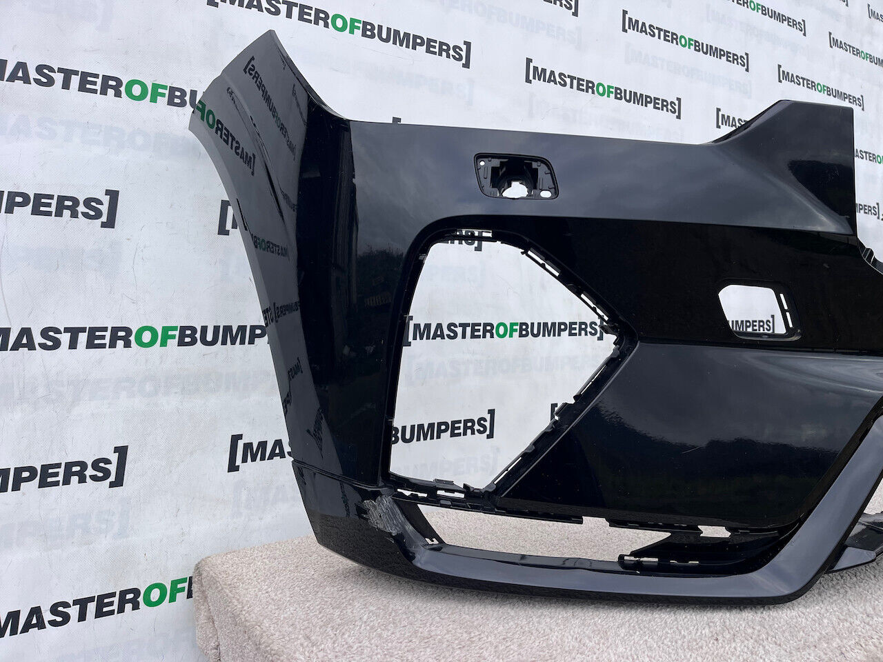 Volvo Xc60 R Design Suv Lift 2021-2024 Front Bumper 4 Pdc +jets Genuine [n346]