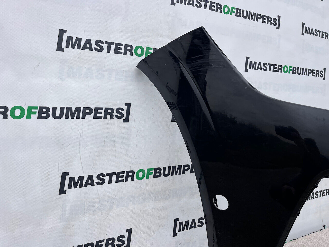 Volvo Xc60 R Design Suv Lift 2021-2024 Front Bumper 6 Pdc No Jets Genuine [n350]