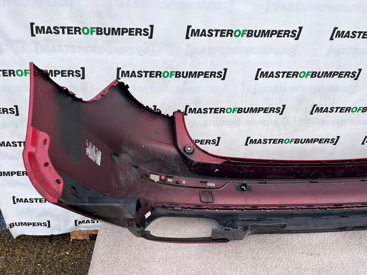 Volvo V60 R Design Estate Only 2018-2021 Rear Bumper 4 Pdc Genuine [n355]