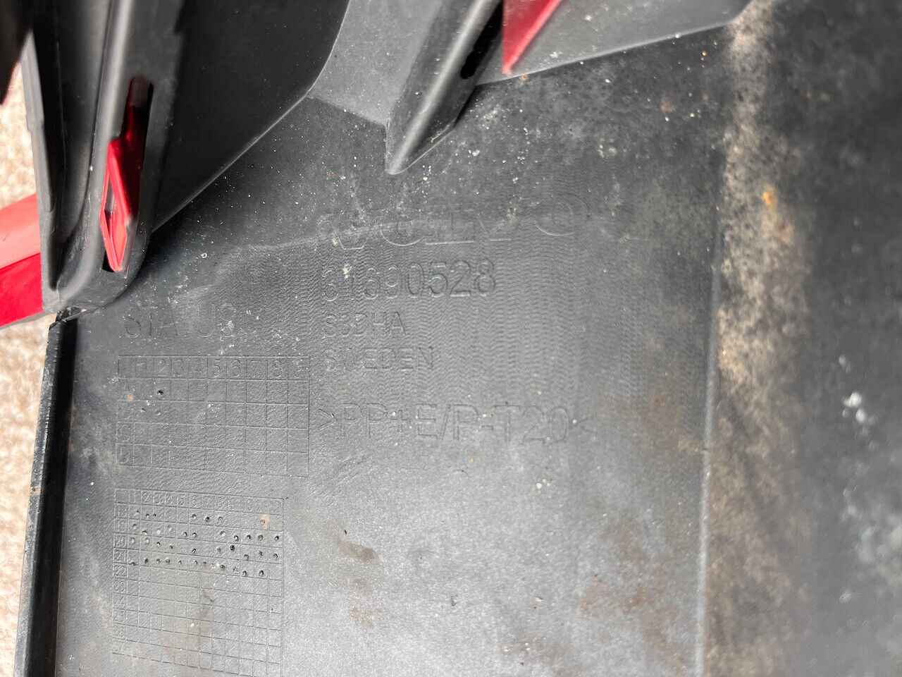 Volvo V60 R Design Estate Only 2018-2021 Rear Bumper 4 Pdc Genuine [n355]