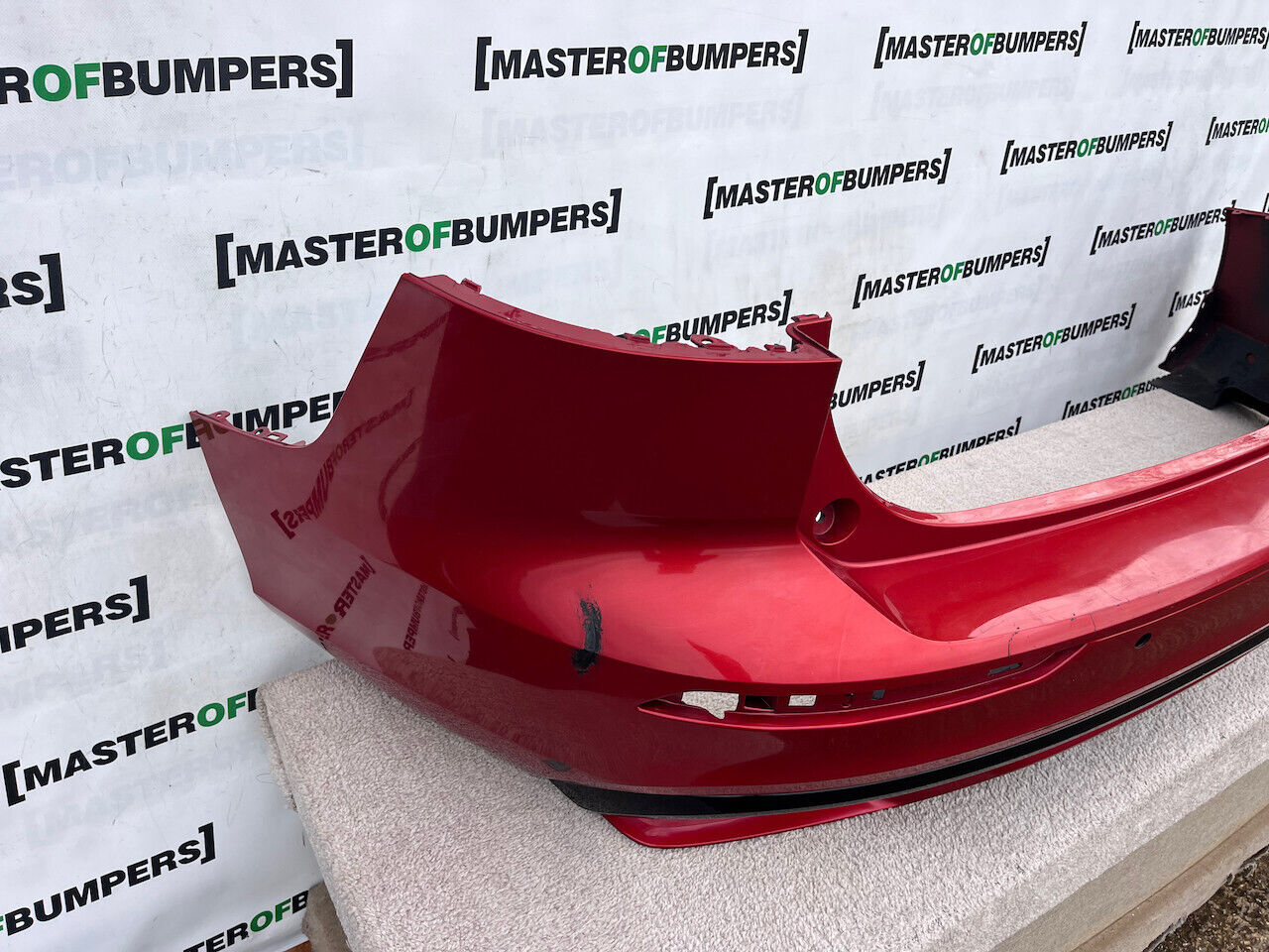 Volvo V60 R Design Estate Only 2018-2021 Rear Bumper 4 Pdc Genuine [n355]