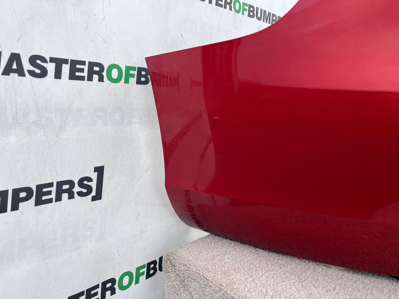 Volvo V60 R Design Estate Only 2018-2021 Rear Bumper 4 Pdc Genuine [n355]