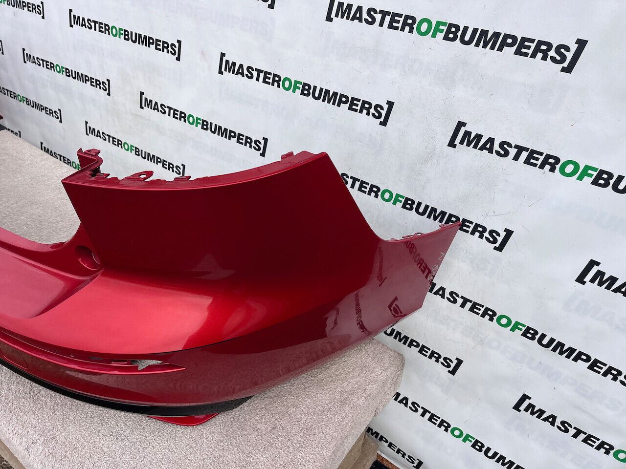 Volvo V60 R Design Estate Only 2018-2021 Rear Bumper 4 Pdc Genuine [n355]