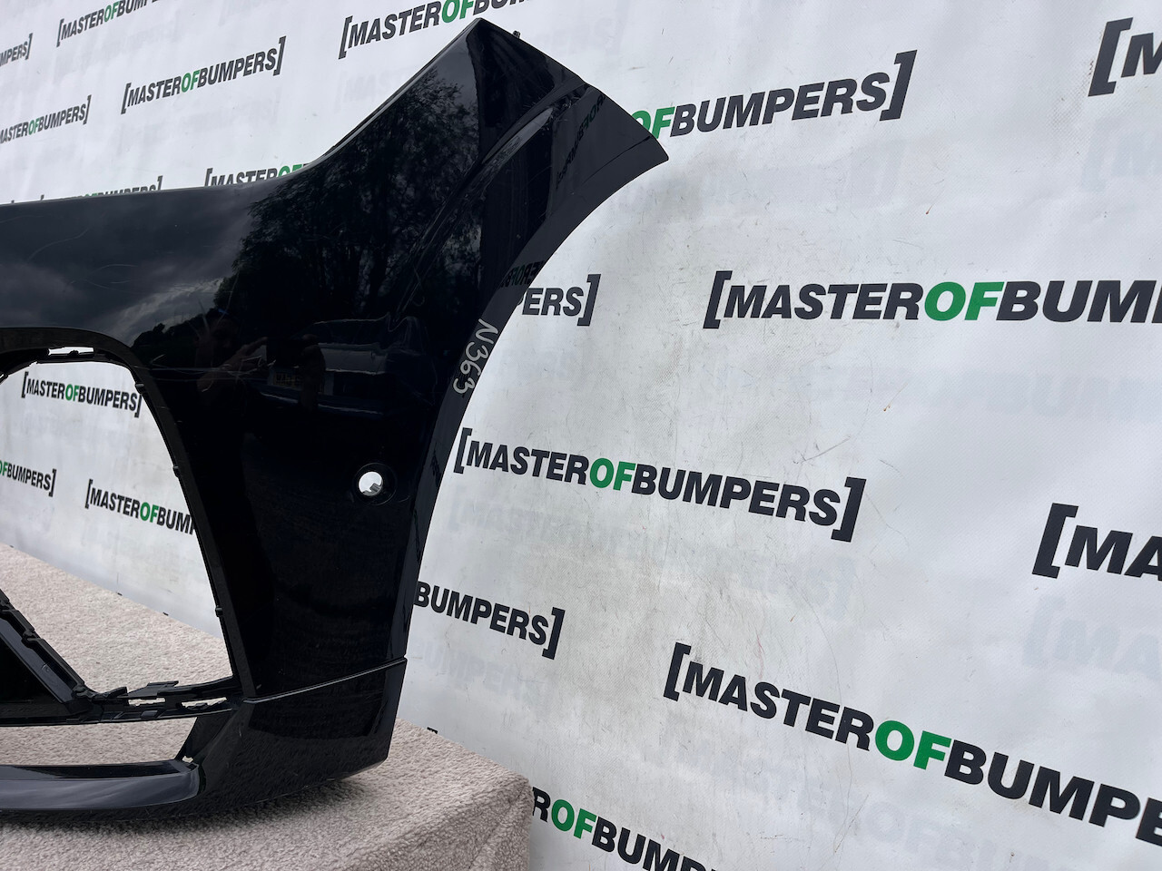 Volvo Xc60 R Design Suv Lift 2021-2024 Front Bumper 6 Pdc Genuine [n363]