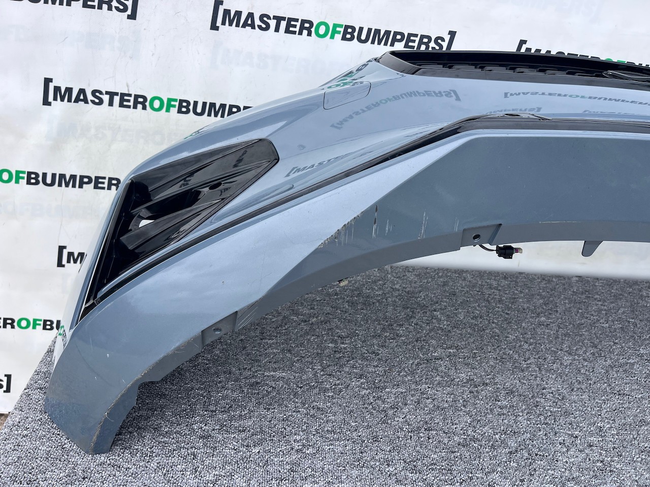 Volvo V60 S60 R Design Polestar T5 2018-2022 Front Bumper 4 Pdc Genuine [n375]