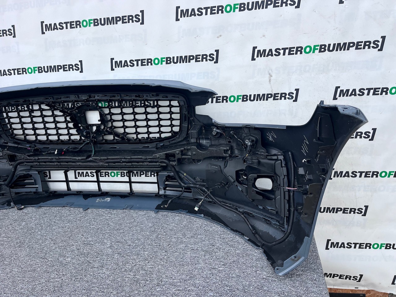 Volvo V60 S60 R Design Polestar T5 2018-2022 Front Bumper 4 Pdc Genuine [n375]