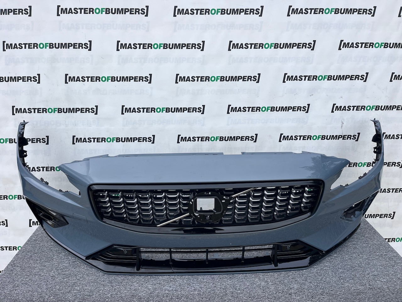 Volvo V60 S60 R Design Polestar T5 2018-2022 Front Bumper 4 Pdc Genuine [n375]