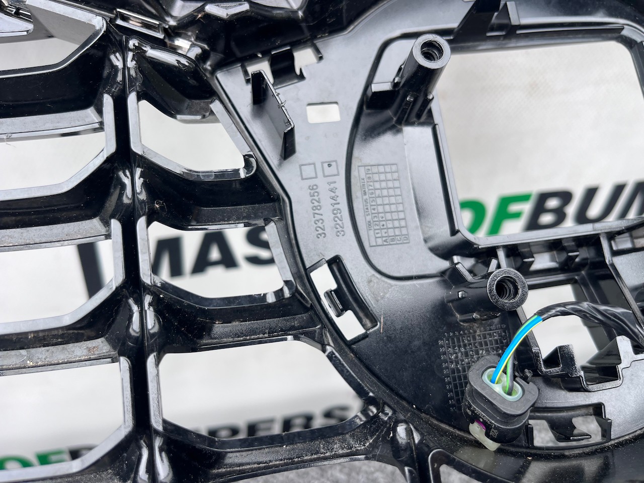 Volvo V60 S60 R Design Polestar T5 2018-2022 Front Bumper 4 Pdc Genuine [n375]