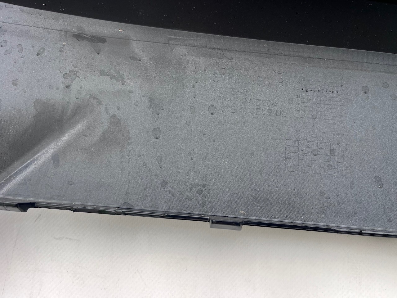 Volvo Xc40 R Design Phev Hybrid Lift 2022-on Front Bumper  Genuine [n378]