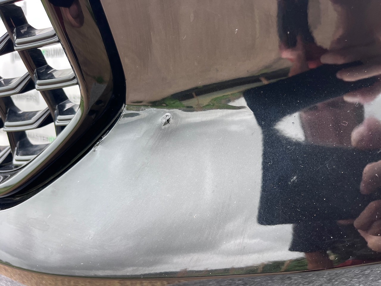 Volvo Xc40 R Design Phev Hybrid Lift 2022-on Front Bumper  Genuine [n378]