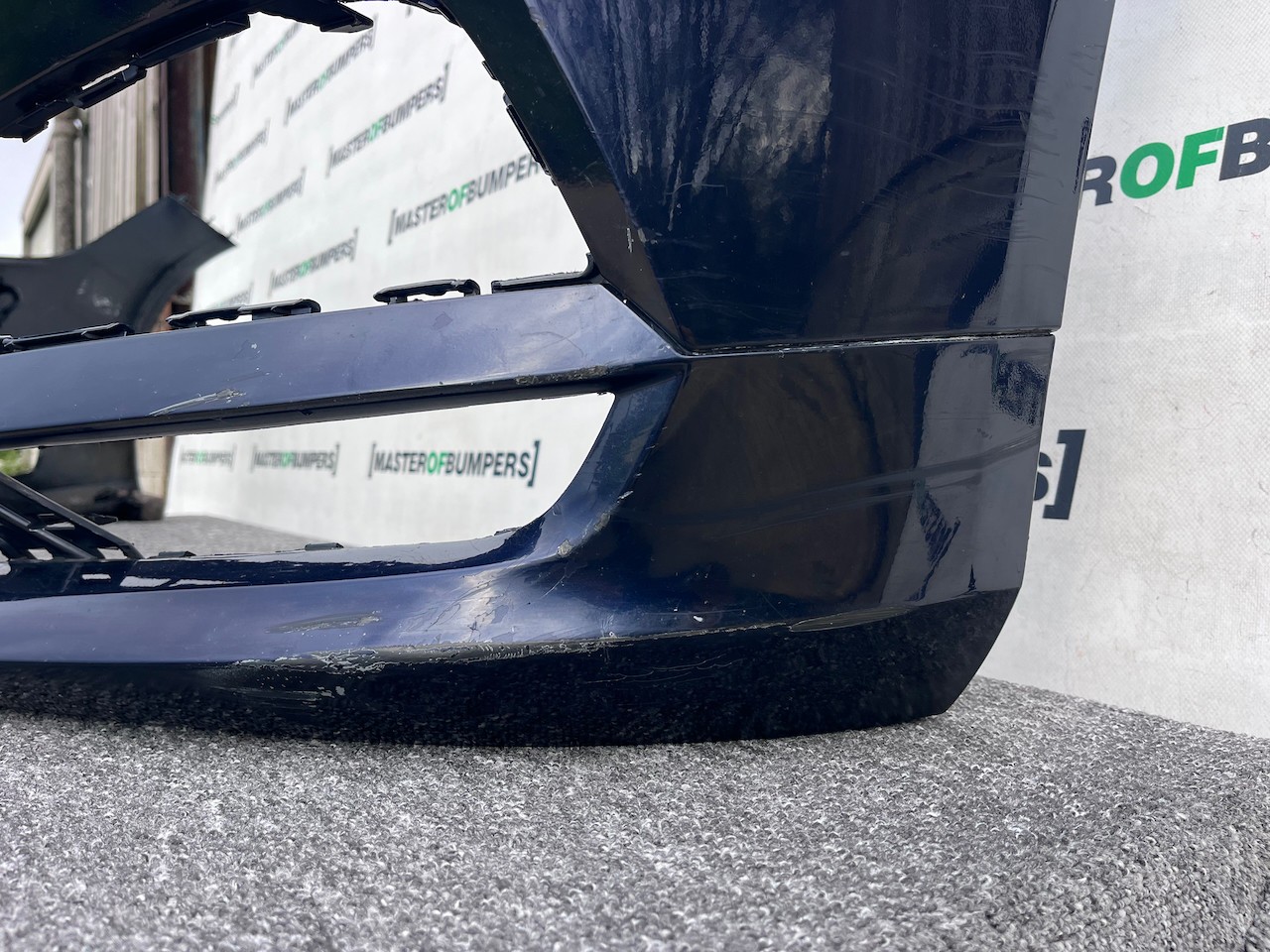 Volvo V90 S90 Momentum Saloon Estate 2016-2020 Front Bumper Genuine [n381]