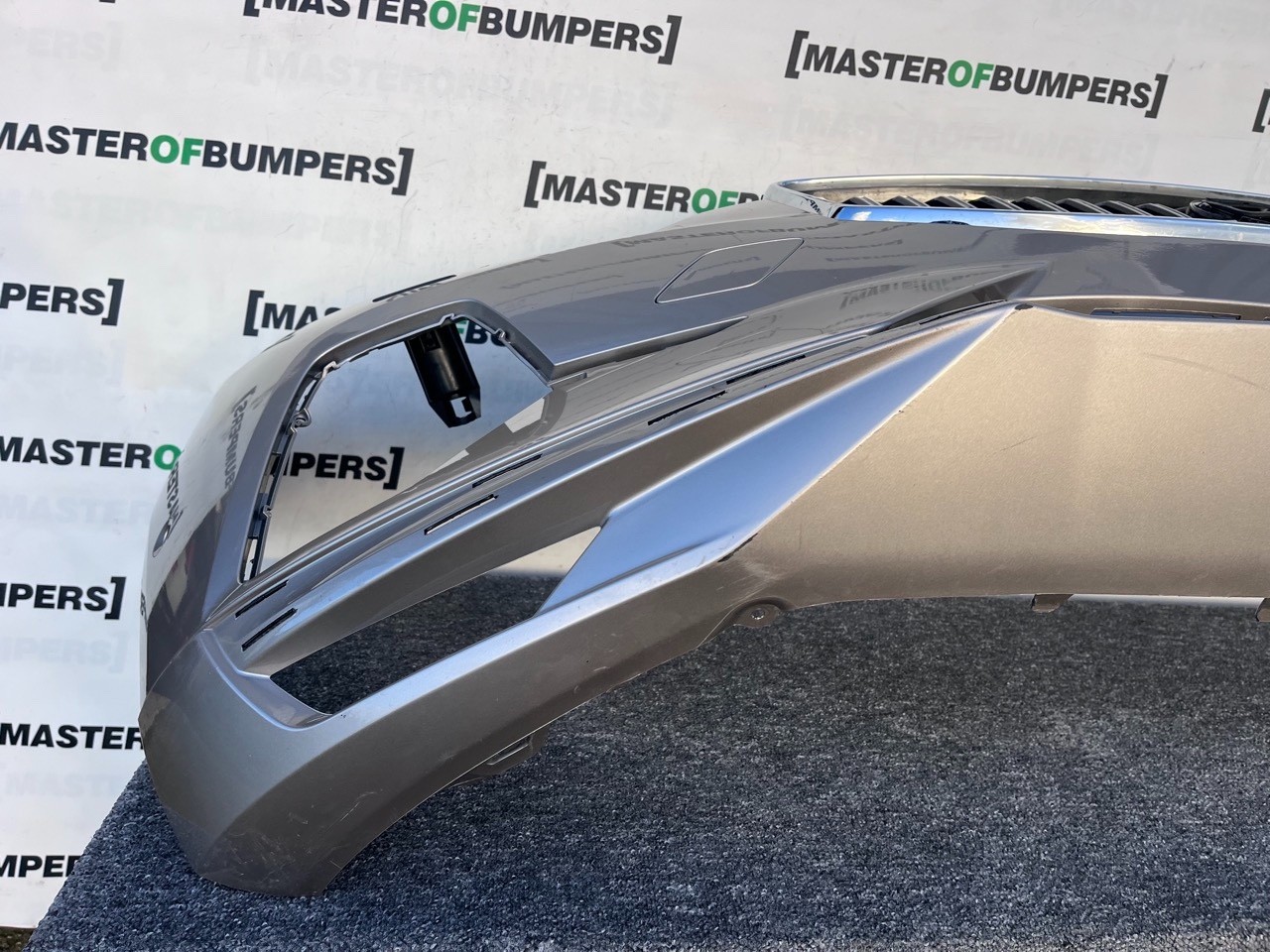 Vovlo Xc60 Inscription Mk2 Facelift 2021-2025 Front Bumper 6 Pdc Genuine [n385]