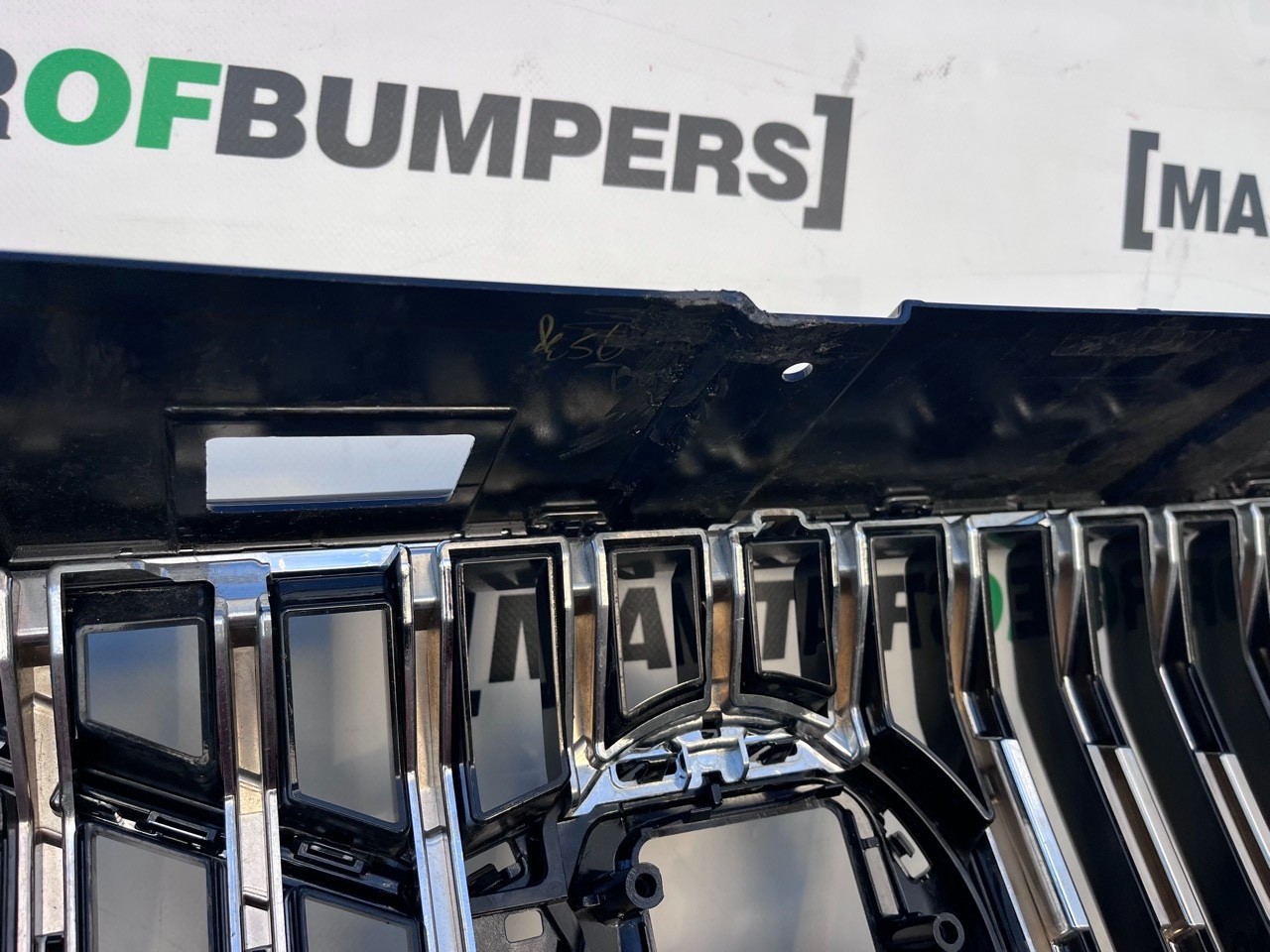 Vovlo Xc60 Inscription Mk2 Facelift 2021-2025 Front Bumper 6 Pdc Genuine [n385]