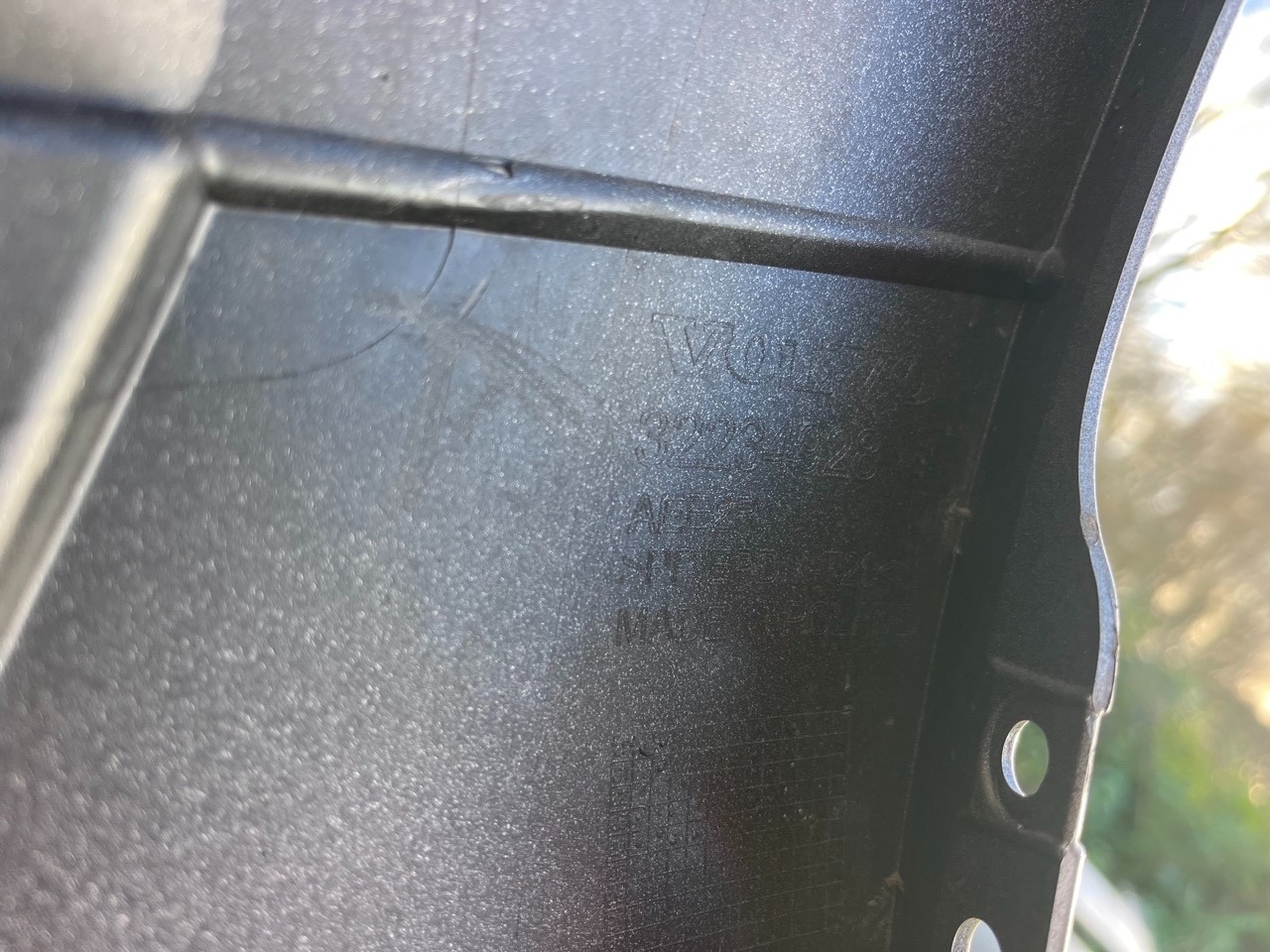 Vovlo Xc60 Inscription Mk2 Facelift 2021-2025 Front Bumper 6 Pdc Genuine [n385]