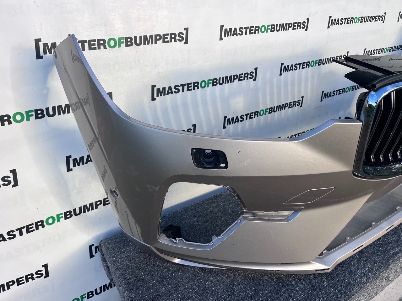 Vovlo Xc60 Inscription Mk2 Facelift 2021-2025 Front Bumper 6 Pdc Genuine [n385]