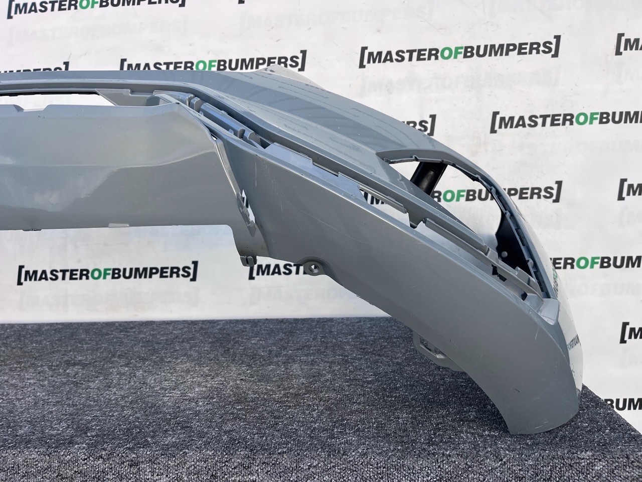 Volvo Xc60 R Design Mk2 Lift 2021-2024 Front Bumper 6 Pdc + Jets Genuine [n391]