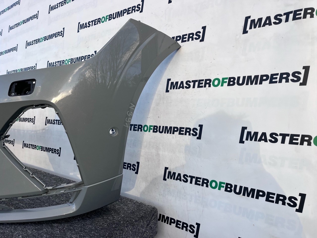 Volvo Xc60 R Design Mk2 Lift 2021-2024 Front Bumper 6 Pdc + Jets Genuine [n391]