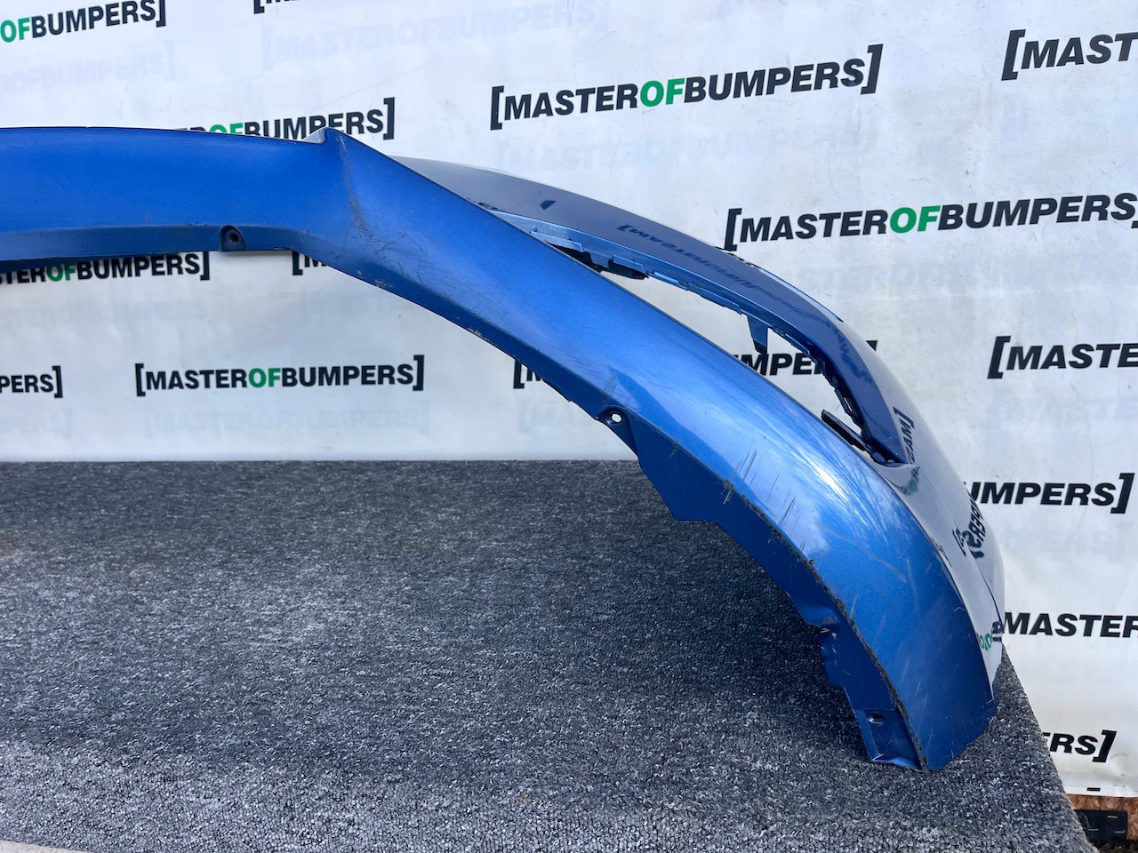 Volvo V90 S90 R Design Saloon Estate 2016-2020 Front Bumper 4 Pdc Genuine [n397]