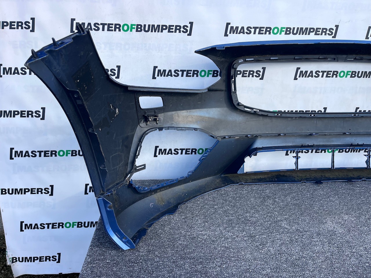 Volvo V90 S90 R Design Saloon Estate 2016-2020 Front Bumper 4 Pdc Genuine [n397]