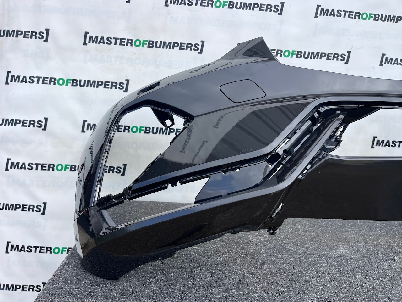 Volvo Xc60 R Design Suv Lift 2021-2024 Front Bumper 6 Pdc Genuine [n408]