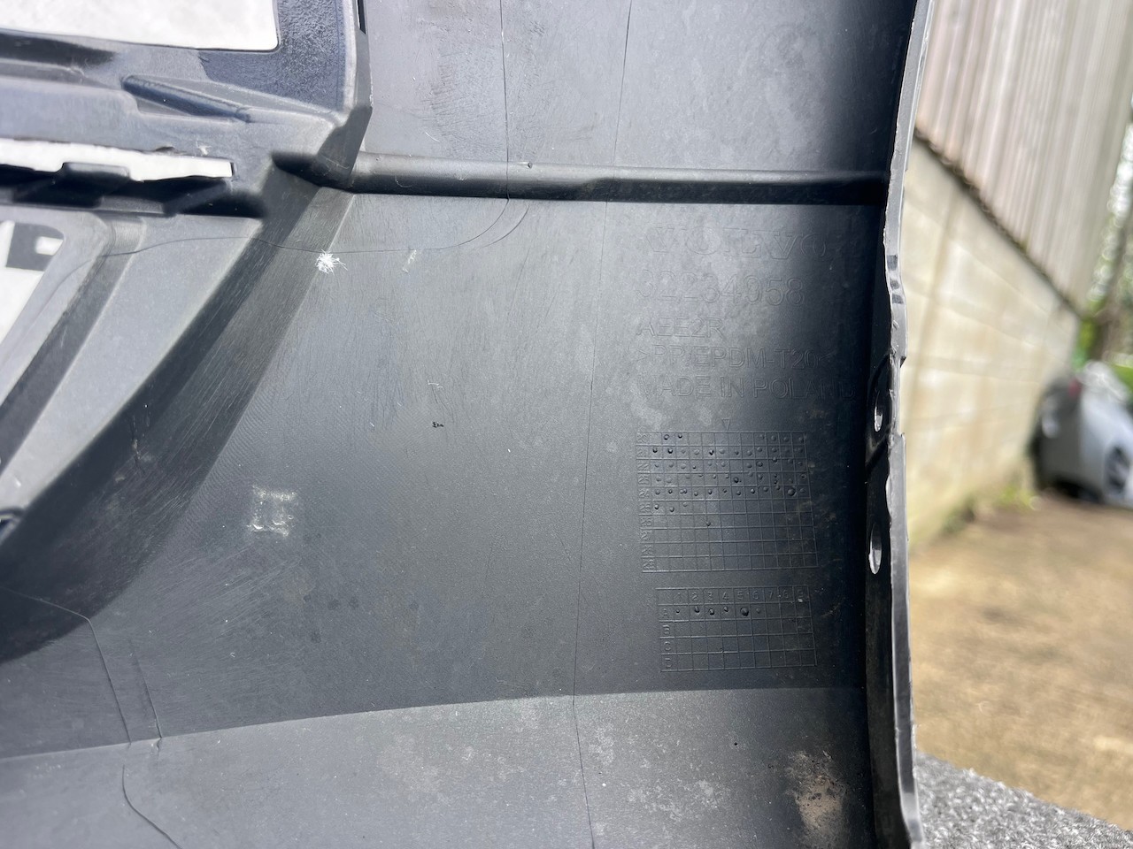 Volvo Xc60 R Design Suv Lift 2021-2024 Front Bumper 6 Pdc Genuine [n408]