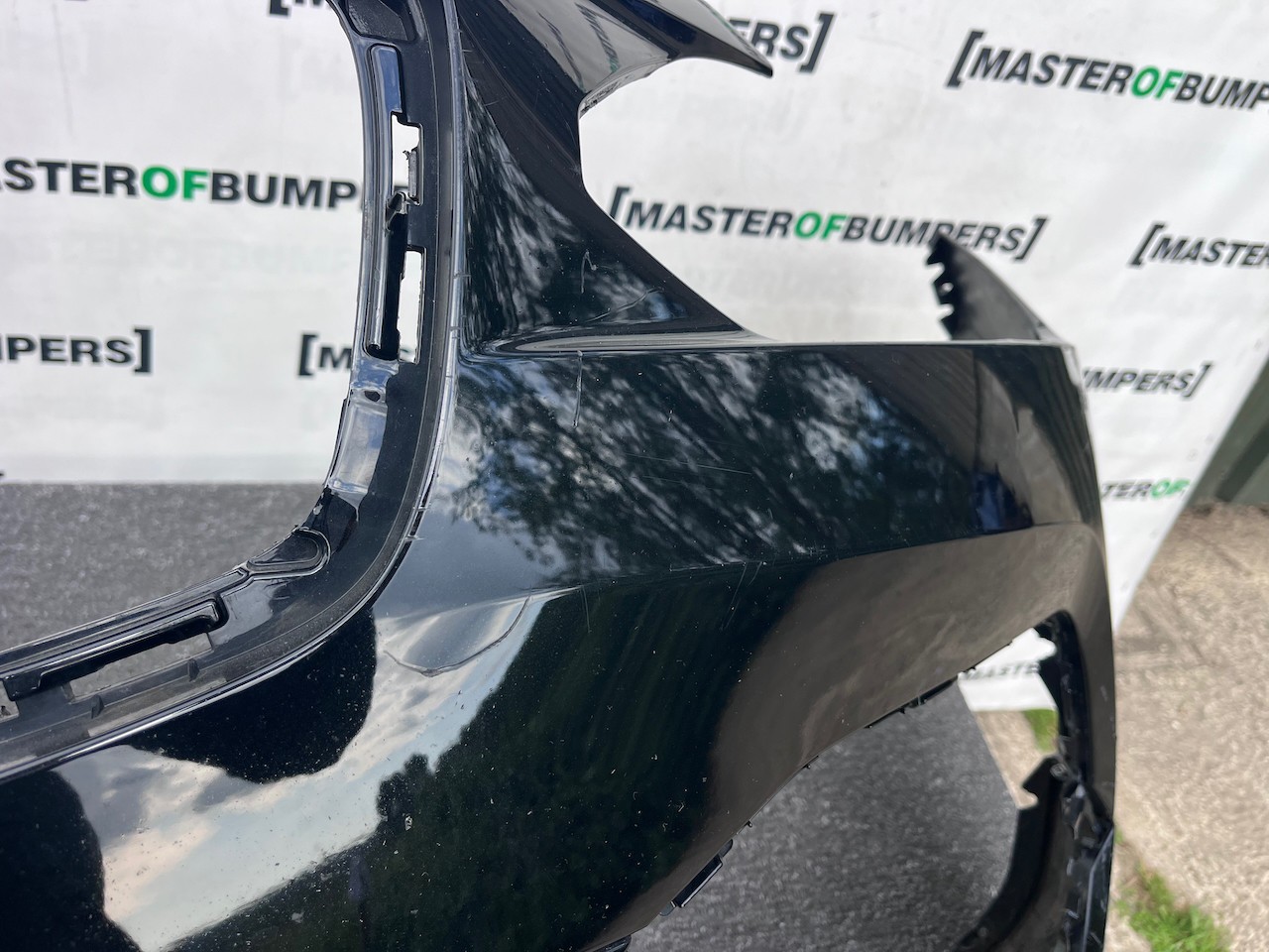 Volvo V90 S90 R Design Saloon Estate 2016-2020 Front Bumper 6 Pdc Genuine [n414]