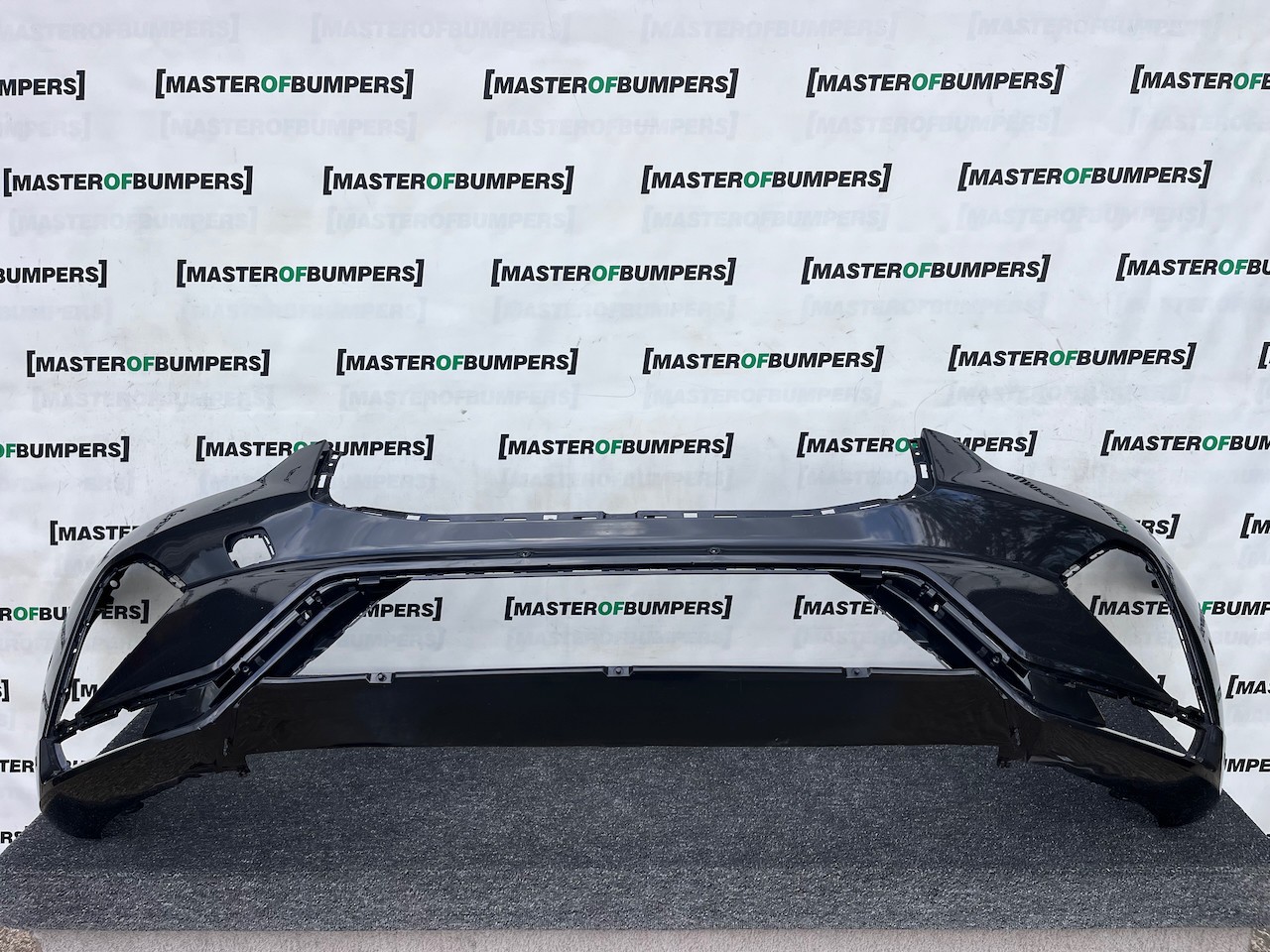 Volvo Xc60 R Design Mk2 Lift 2021-2024 Front Bumper 6 Pdc No Jets Genuine [n421]