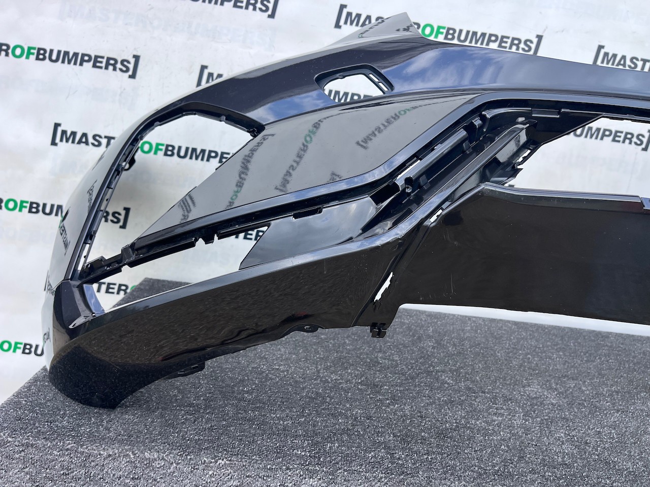 Volvo Xc60 R Design Mk2 Lift 2021-2024 Front Bumper 6 Pdc No Jets Genuine [n421]