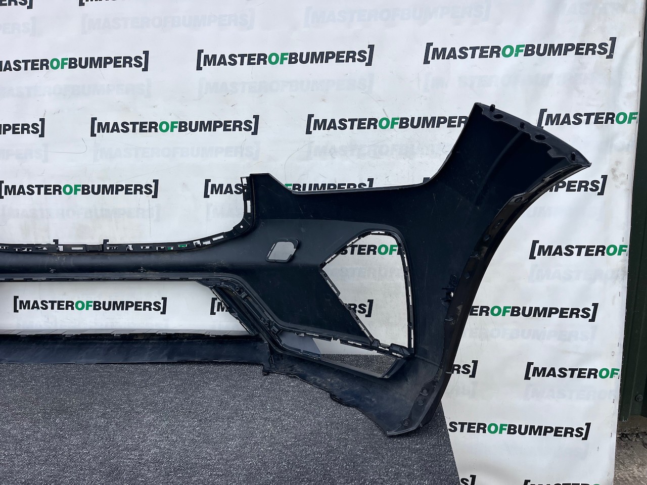 Volvo Xc60 R Design Mk2 Lift 2021-2024 Front Bumper 6 Pdc No Jets Genuine [n421]
