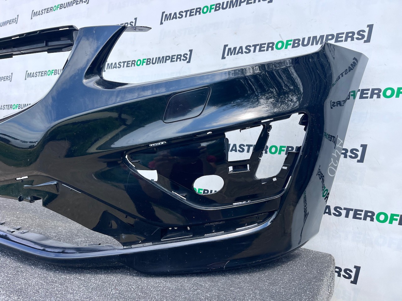 Volvo Xc60 R Design Lift 2013-2018 Front Bumper Jets Genuine [n420]