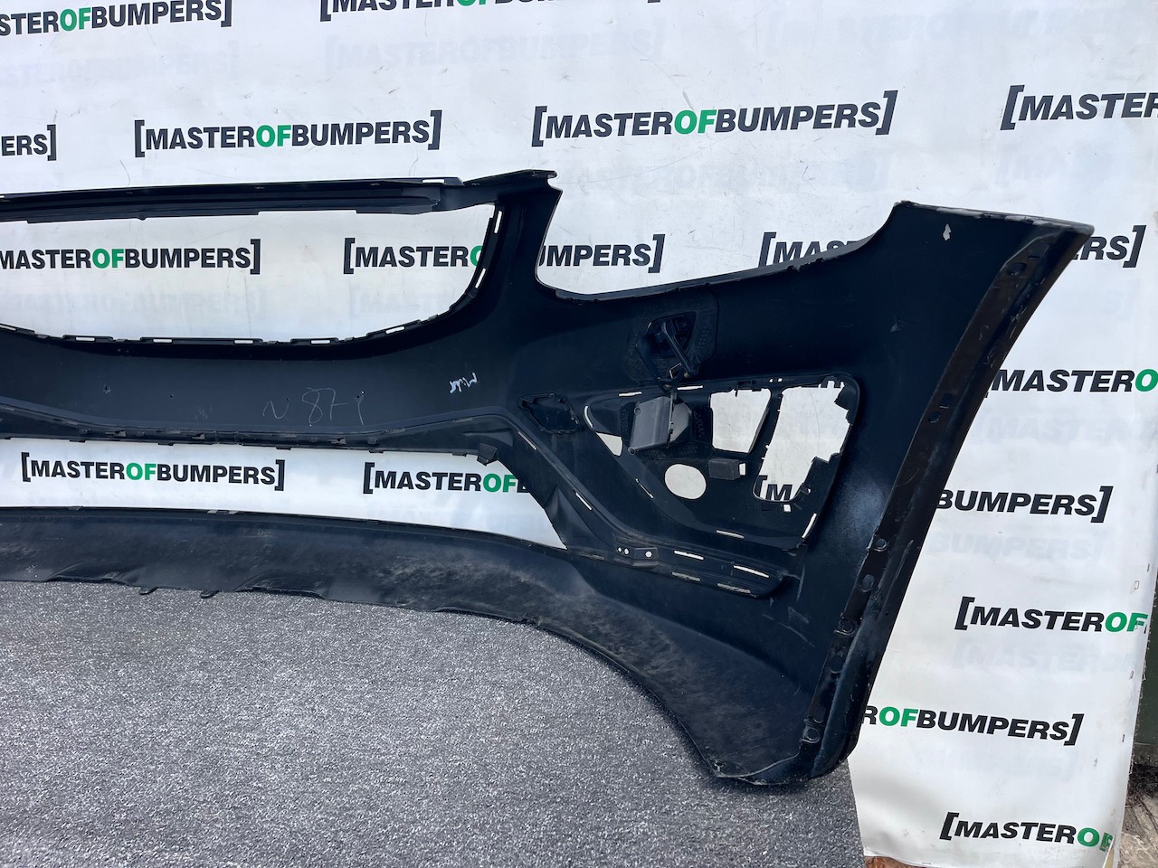 Volvo Xc60 R Design Lift 2013-2018 Front Bumper Jets Genuine [n420]