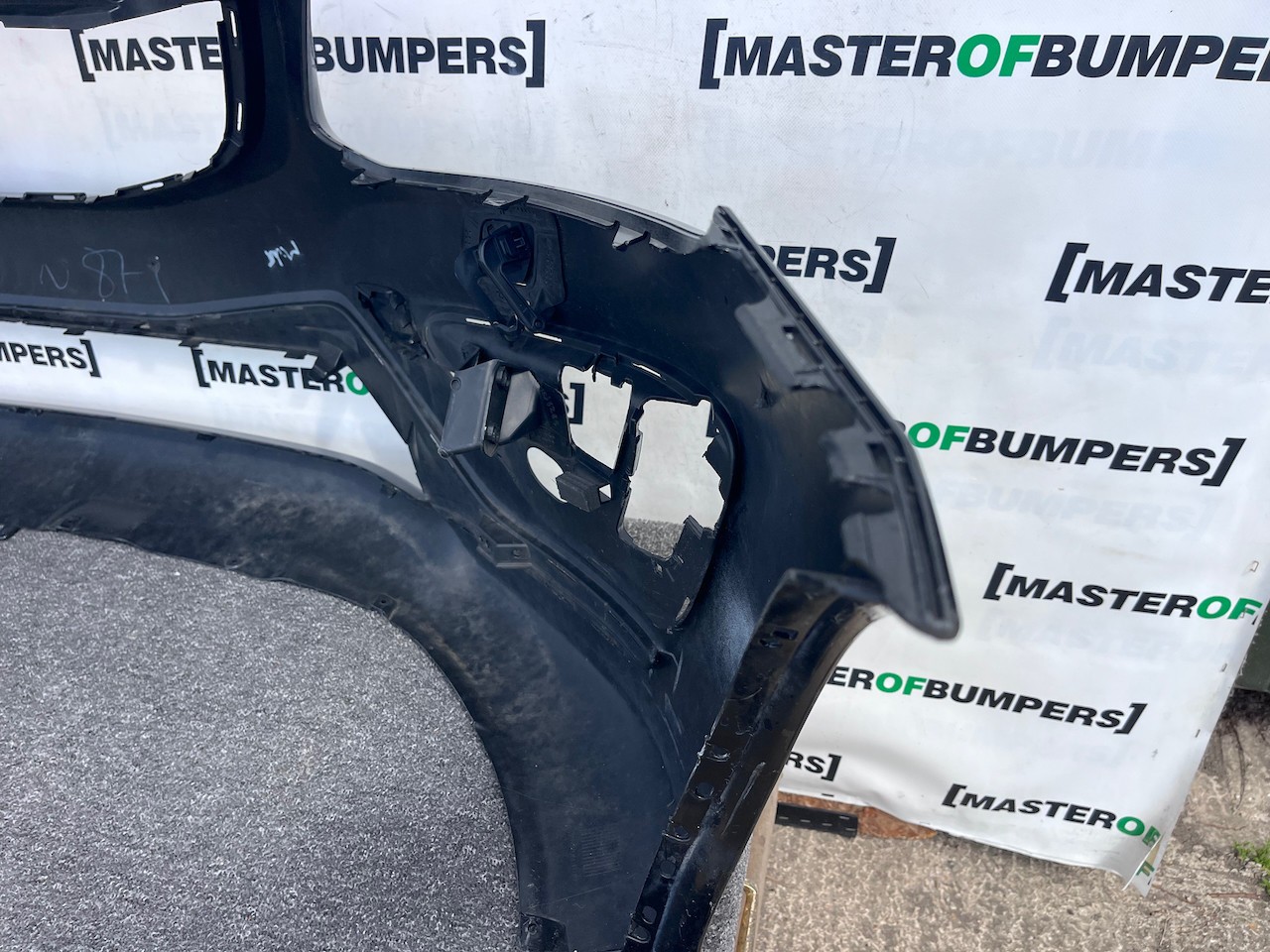 Volvo Xc60 R Design Lift 2013-2018 Front Bumper Jets Genuine [n420]