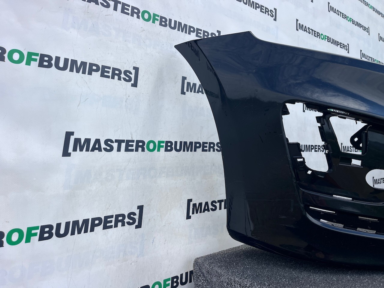 Volvo Xc60 R Design Lift 2013-2018 Front Bumper Jets Genuine [n420]