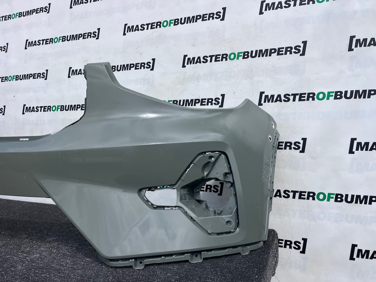 Volvo Xc40 Ultimate Phev Hybrid Lift 2022-on Front Bumper No Jets Genuine [n428]