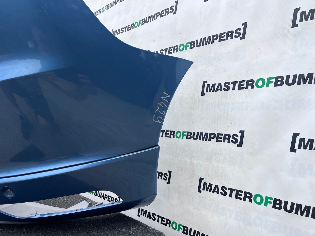 Volvo Xc60 Lux Mk1 Lift 2013-2016 Rear Bumper 4 Pdc Genuine [n429]