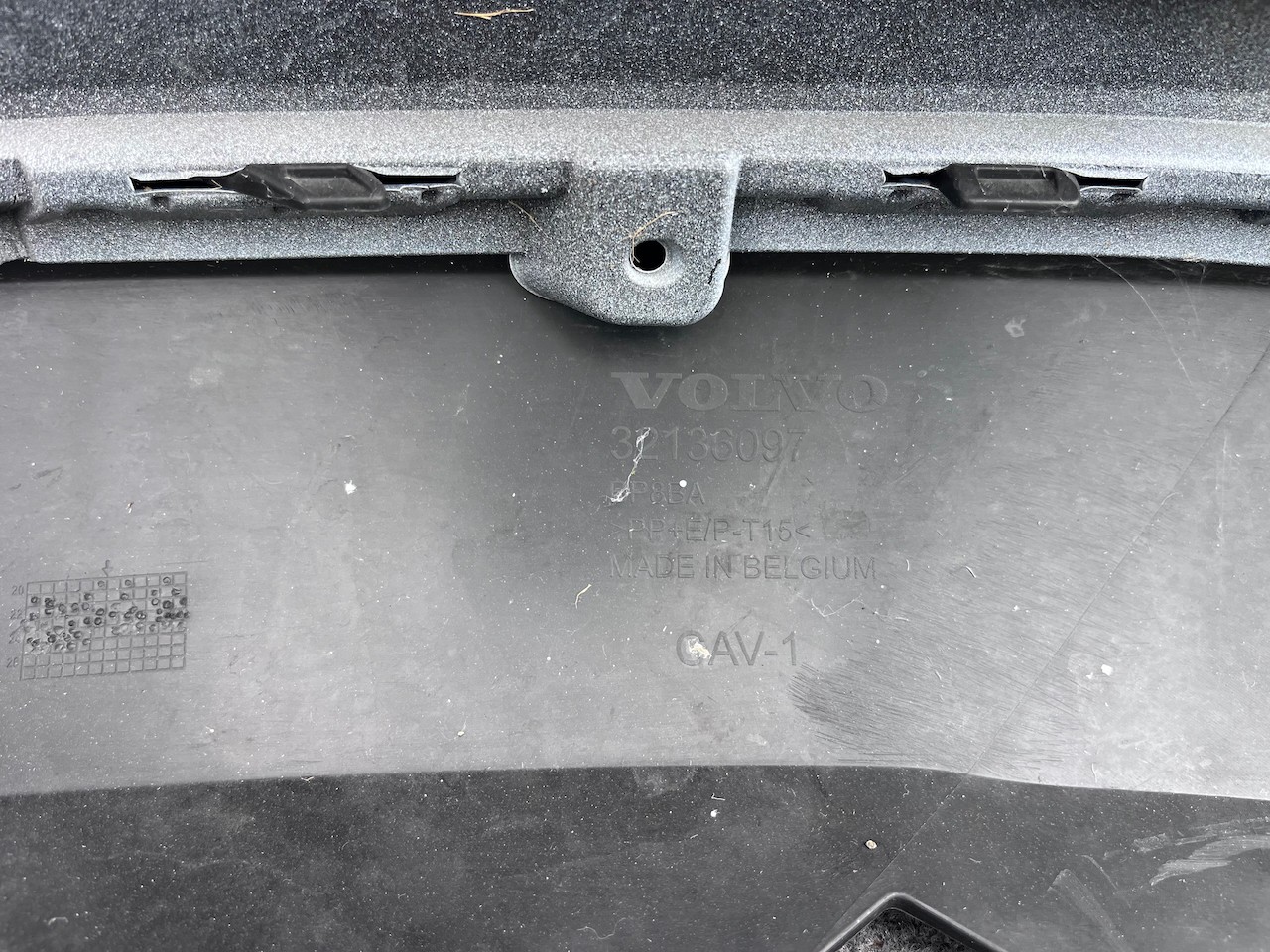 Volvo Xc40 Momentum Phev Mk1 Lift 2023-2026 Front Bumper 6 Pdc Genuine [n436]