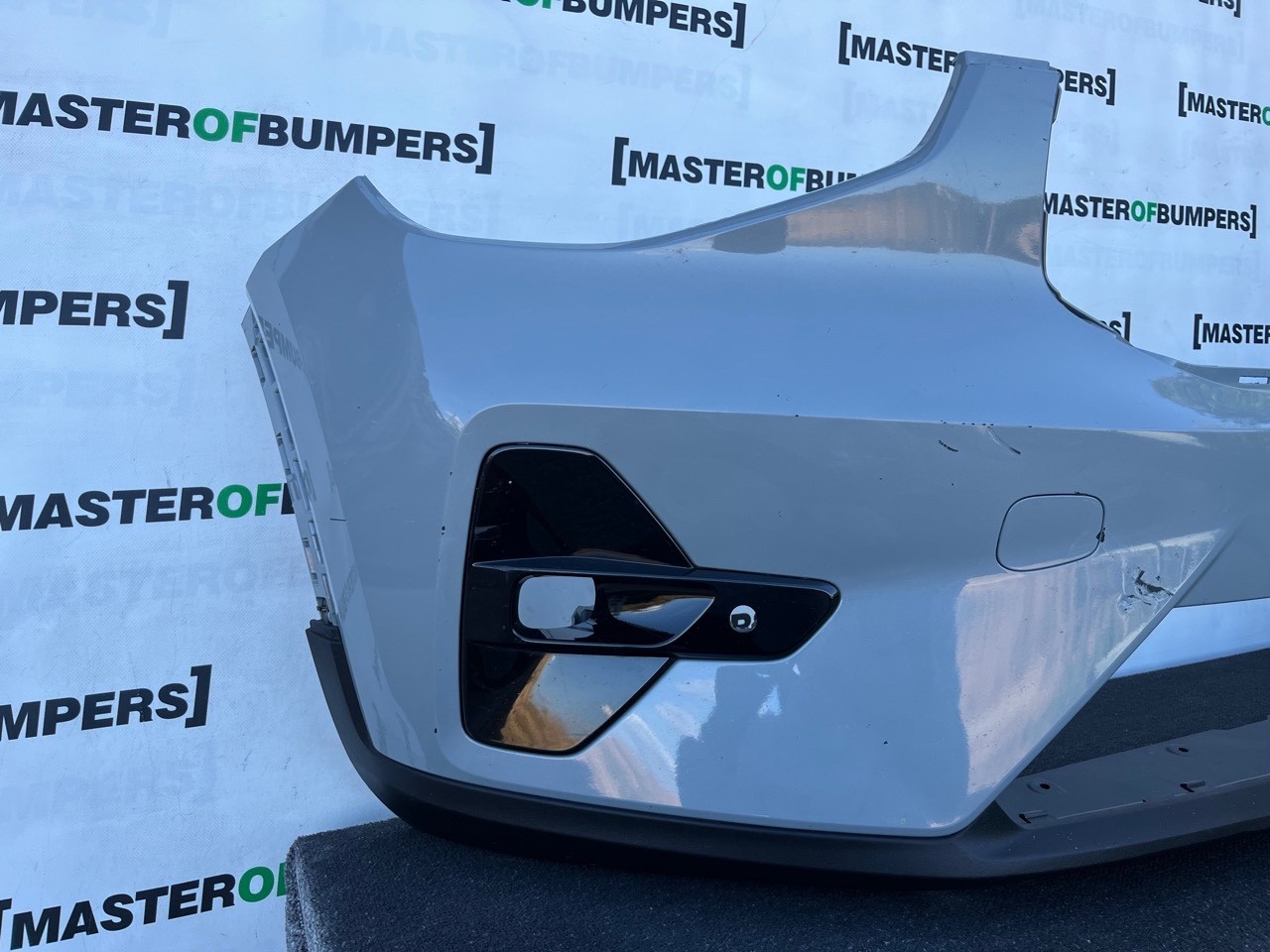 Volvo Xc40 Ultimate Phev Hybrid Facelift 2022-2027 Front Bumper Genuine [n439]