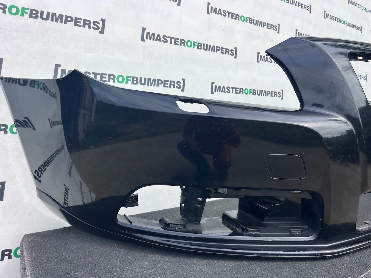 Volvo V70 Sport Bussines Estate 2007-2012 Front Bumper Genuine [n440]
