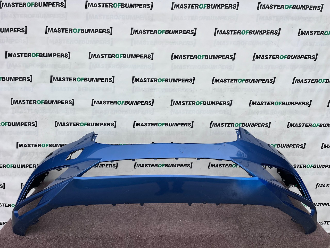 Volvo Xc60 R Design Suv 2017-2020 Front Bumper 6 Pdc + Jets Genuine [n444]