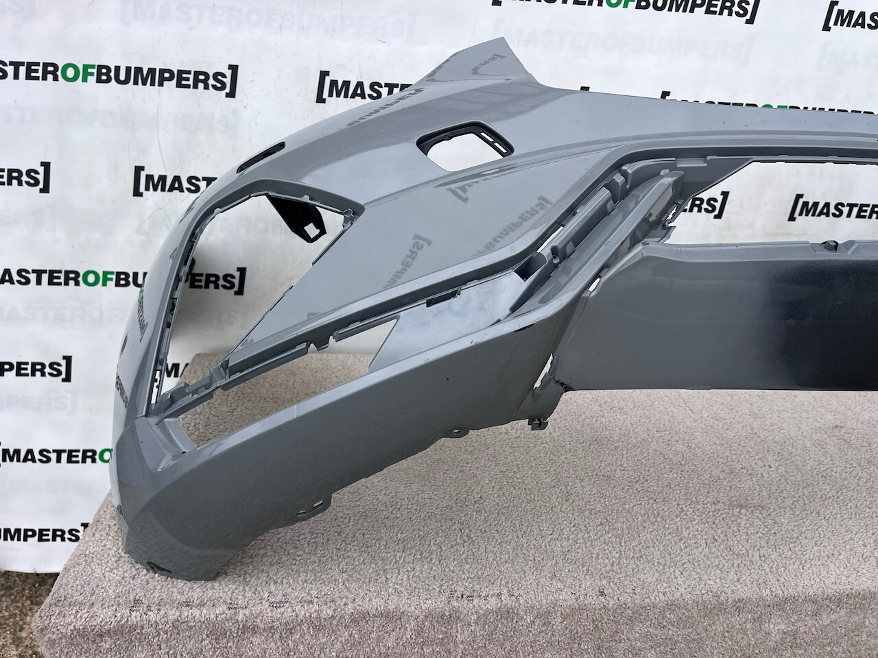 Volvo Xc60 R Design Suv Lift 2021-2024 Front Bumper 6 Pdc +jets Genuine [n365]