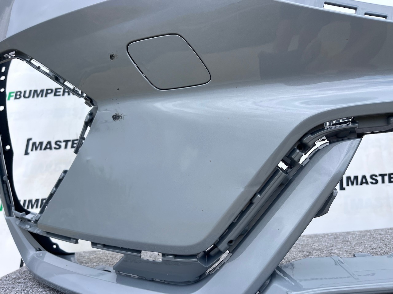 Volvo Xc60 R Design Suv Lift 2021-2024 Front Bumper 6 Pdc Genuine [n374]